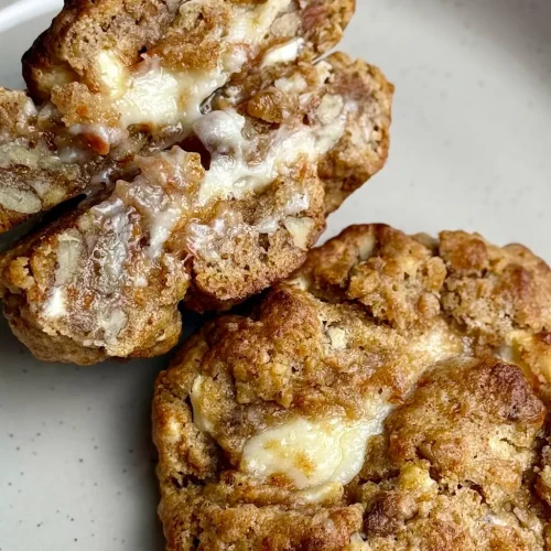 carrot cake chunky cookie